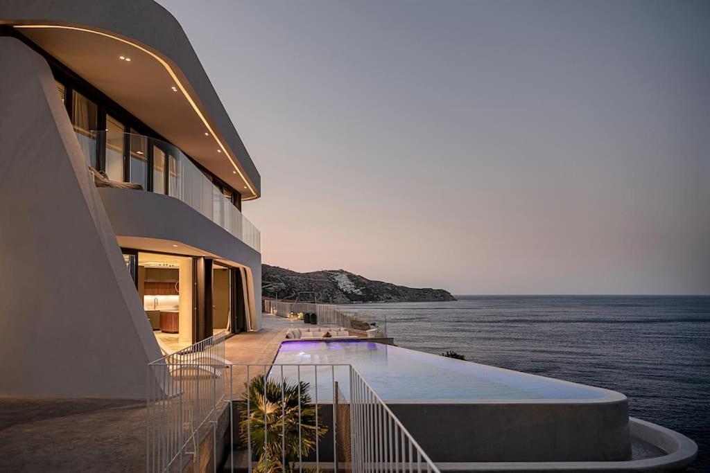 Meltemi Crete Villa *